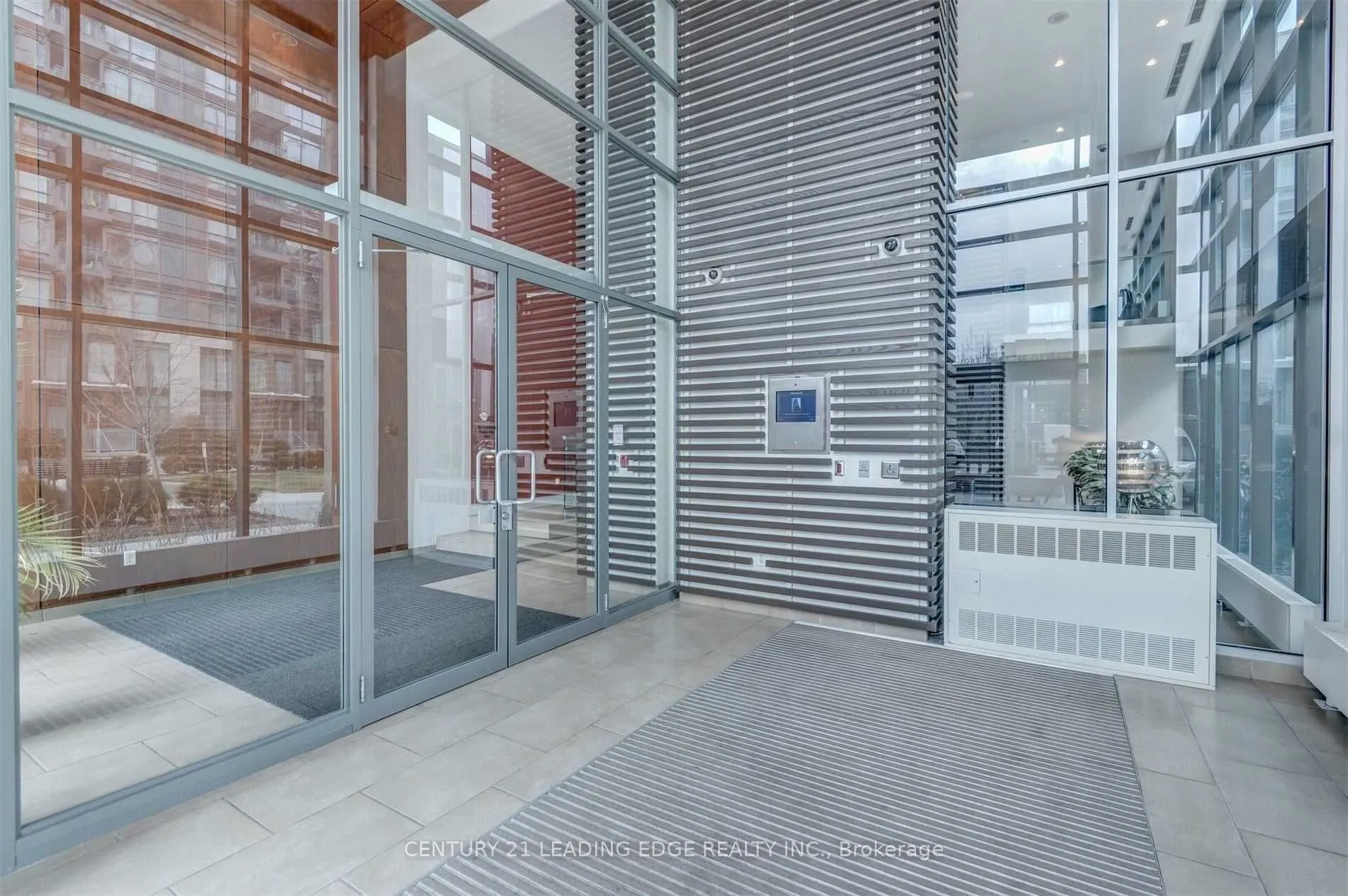 15 FORT YORK Blvd, #806
