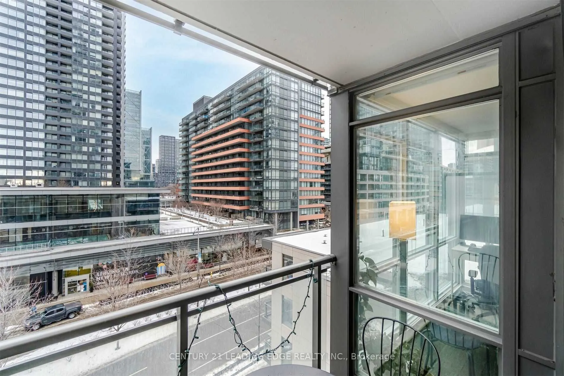 15 FORT YORK Blvd, #806