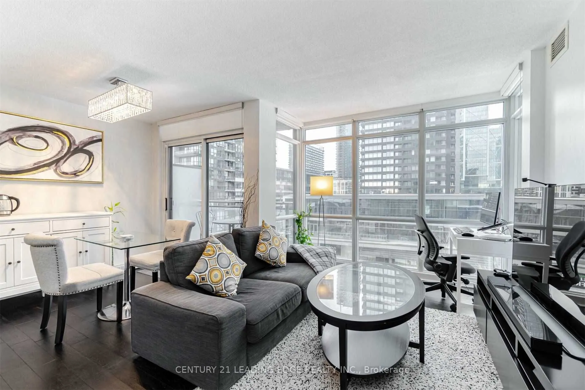 15 FORT YORK Blvd, #806