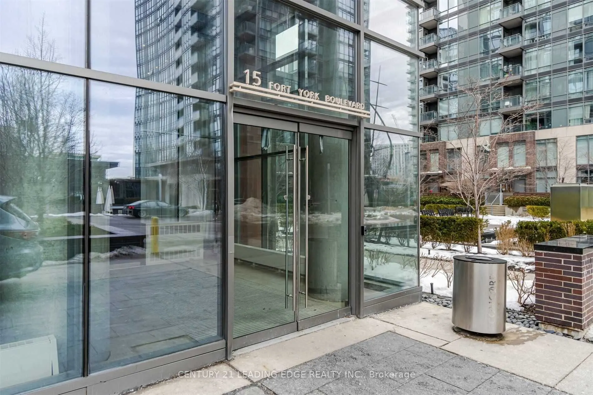 15 FORT YORK Blvd, #806