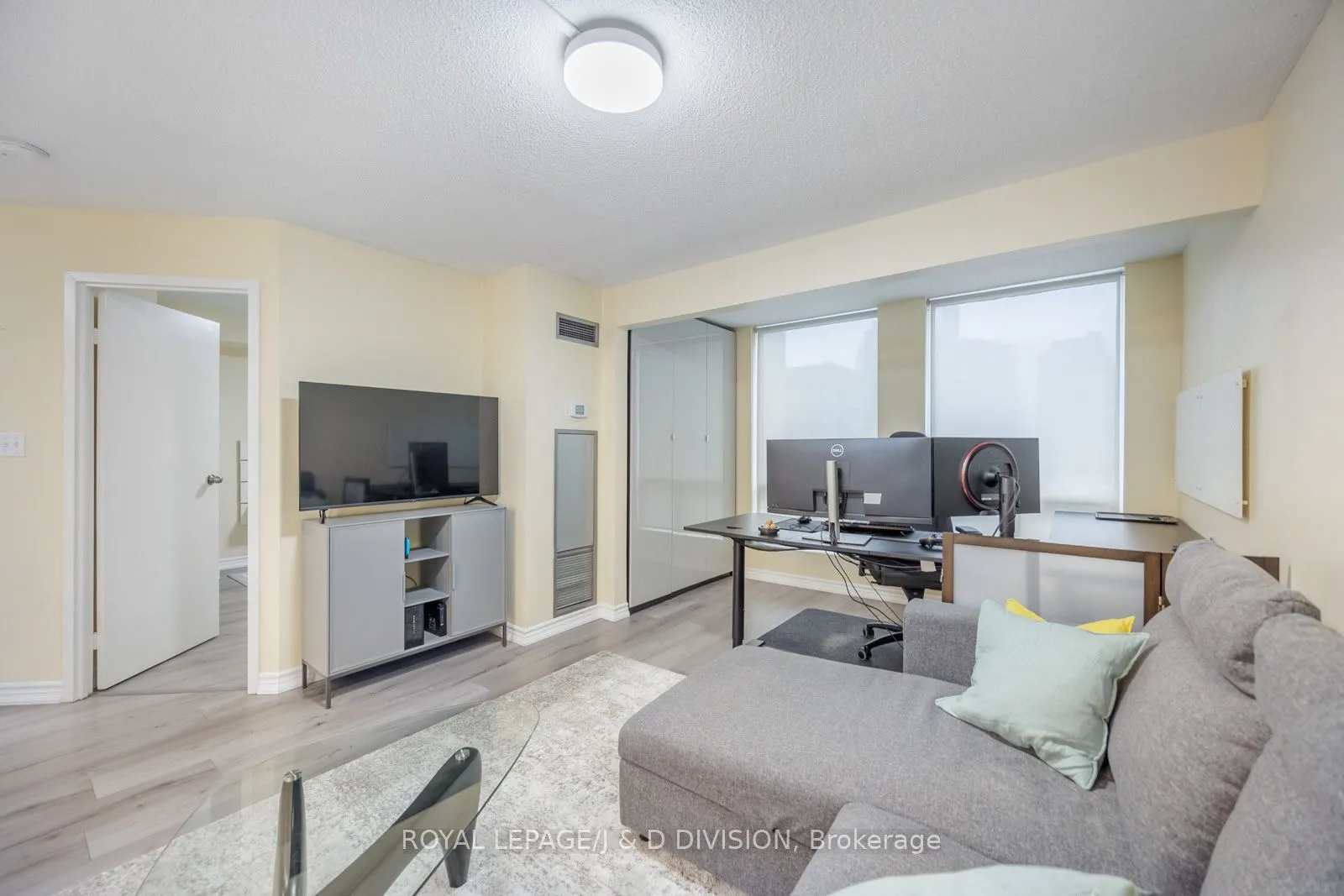 25 Grenville St, #1001