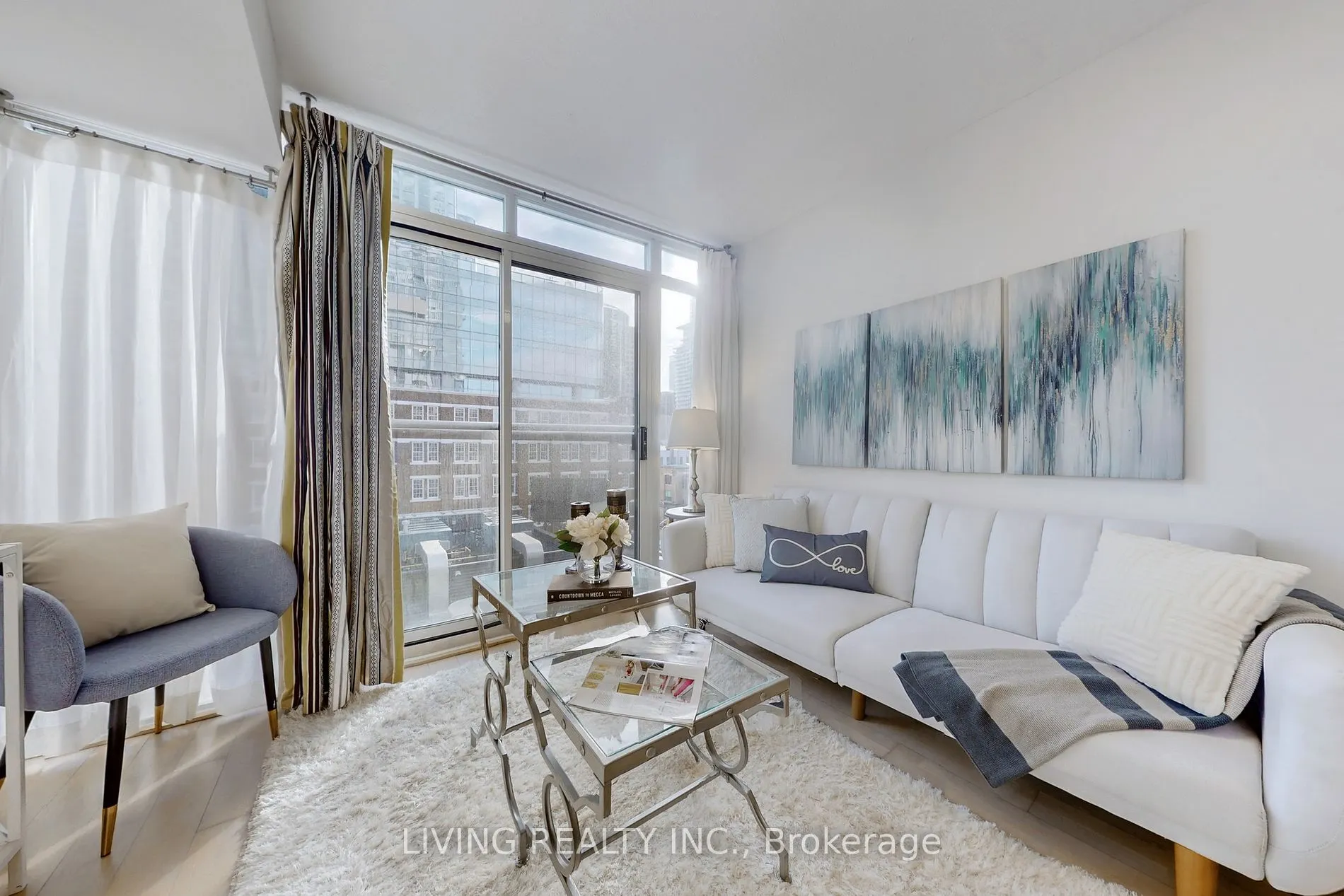 21 Nelson St, #605