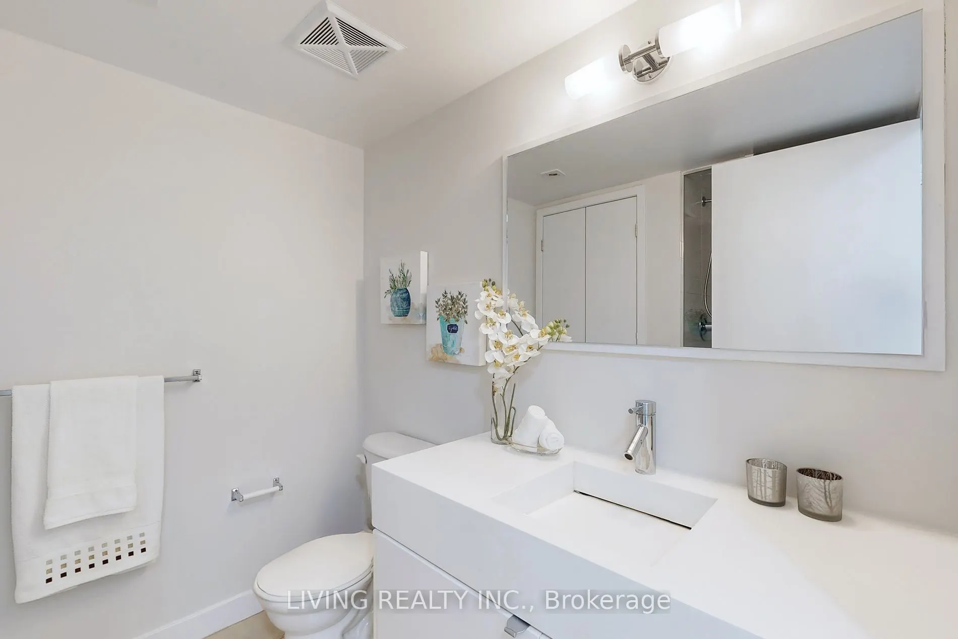 21 Nelson St, #605