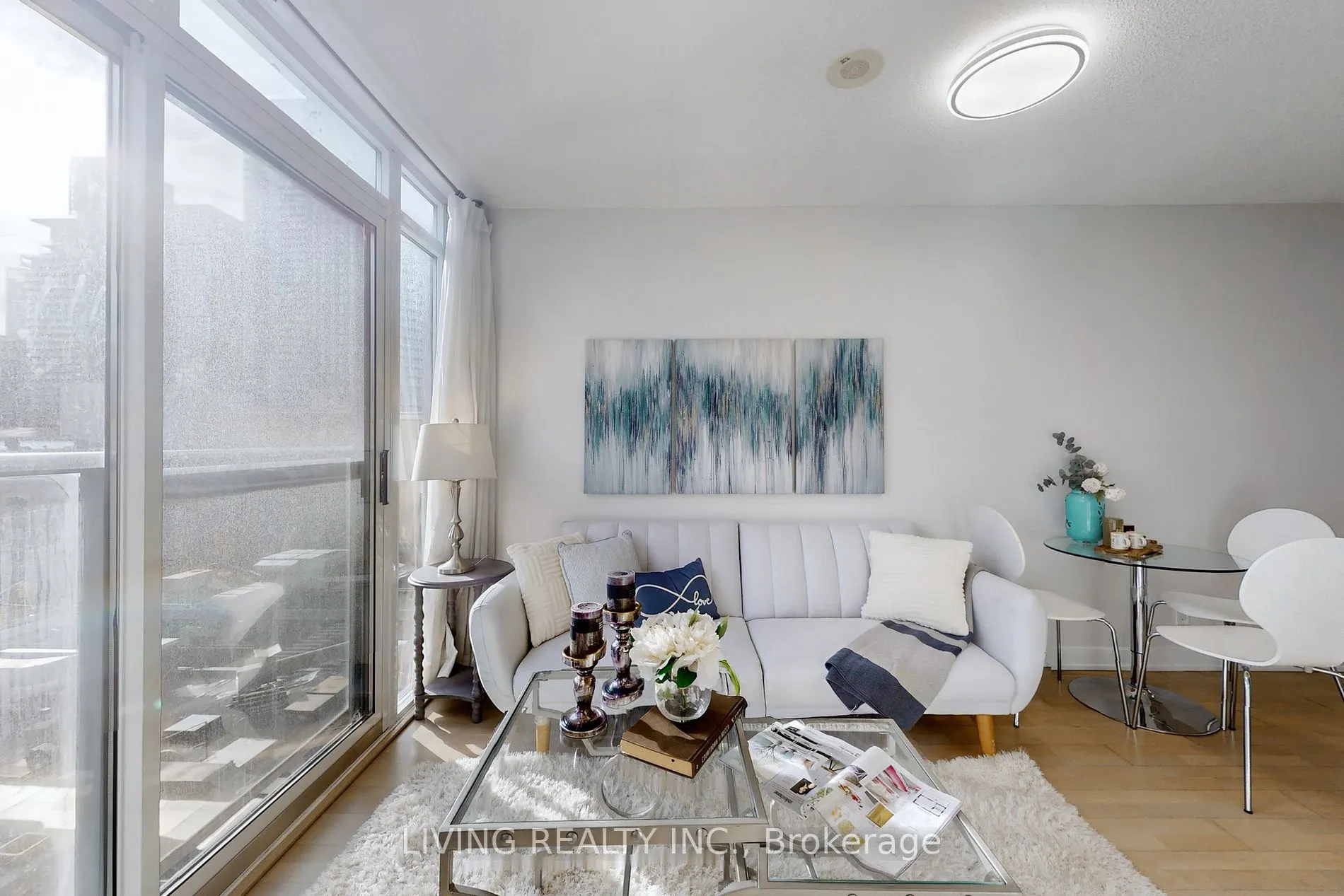 21 Nelson St, #605