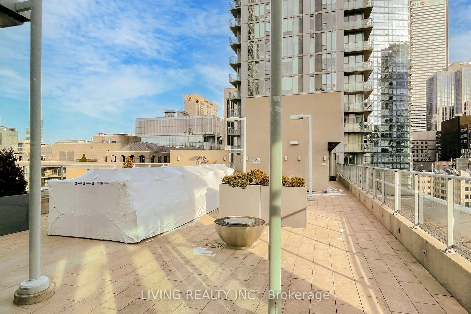 21 Nelson St, #605
