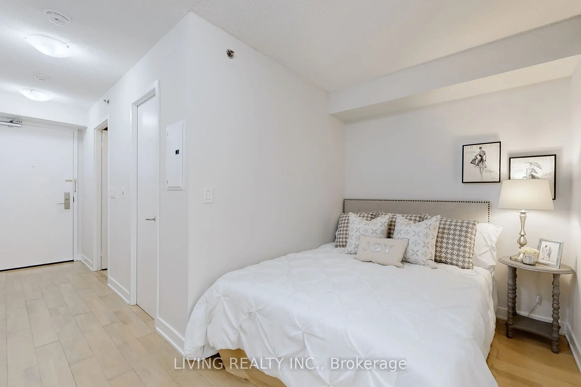 21 Nelson St, #605