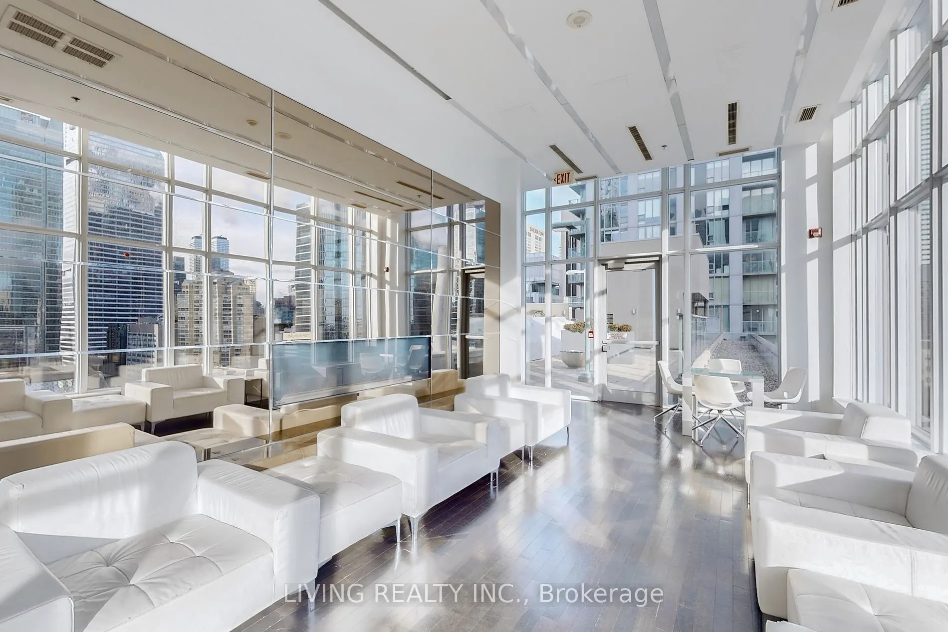 21 Nelson St, #605