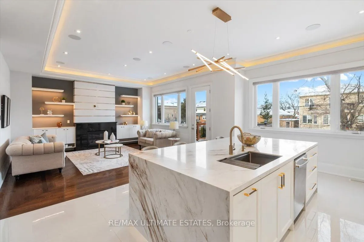 26 Madawaska Ave