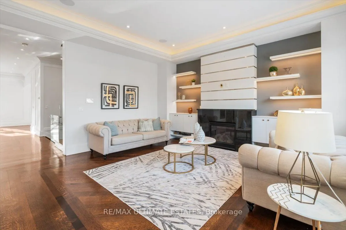 26 Madawaska Ave