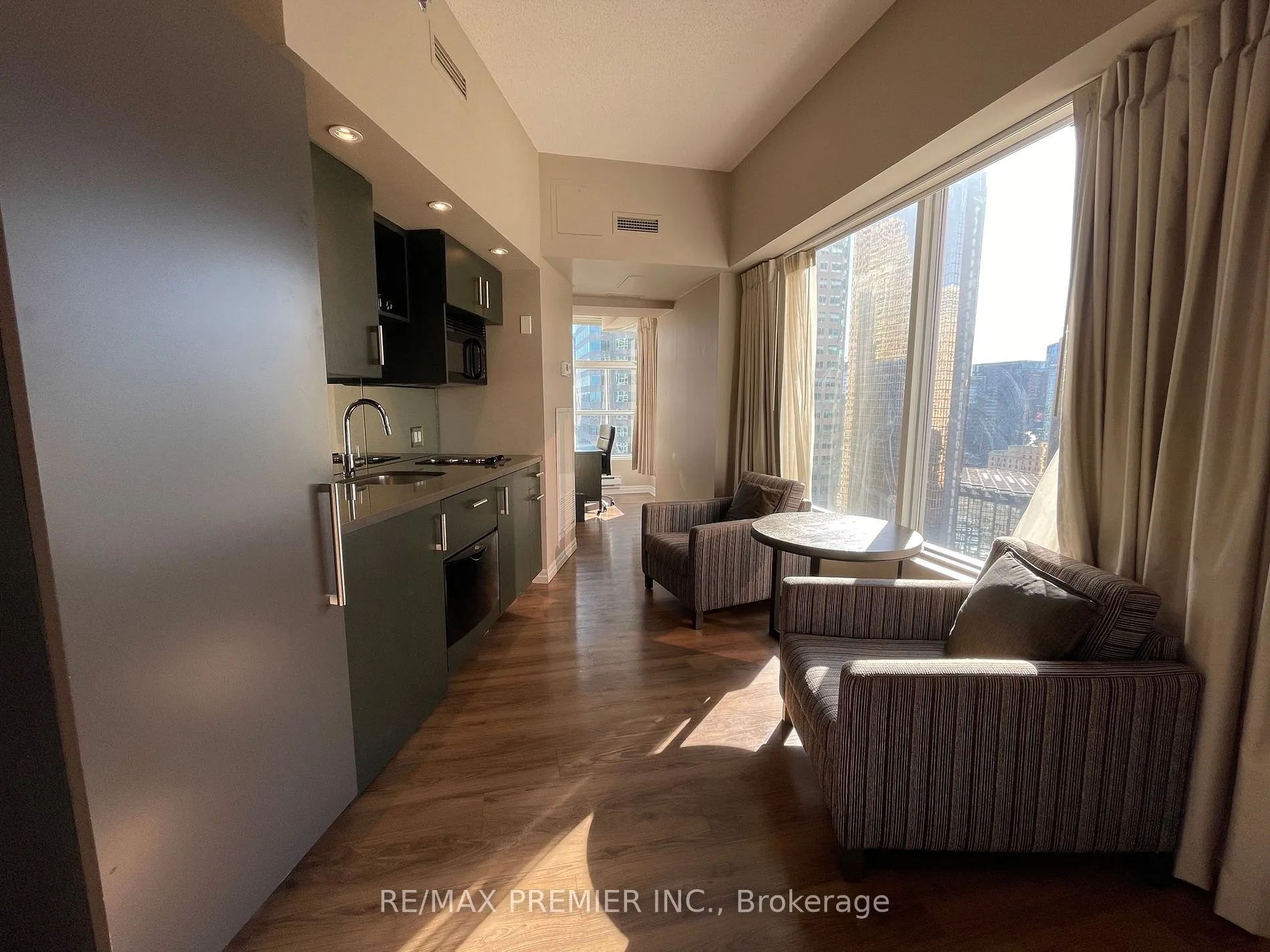 1 King Street W, #3012