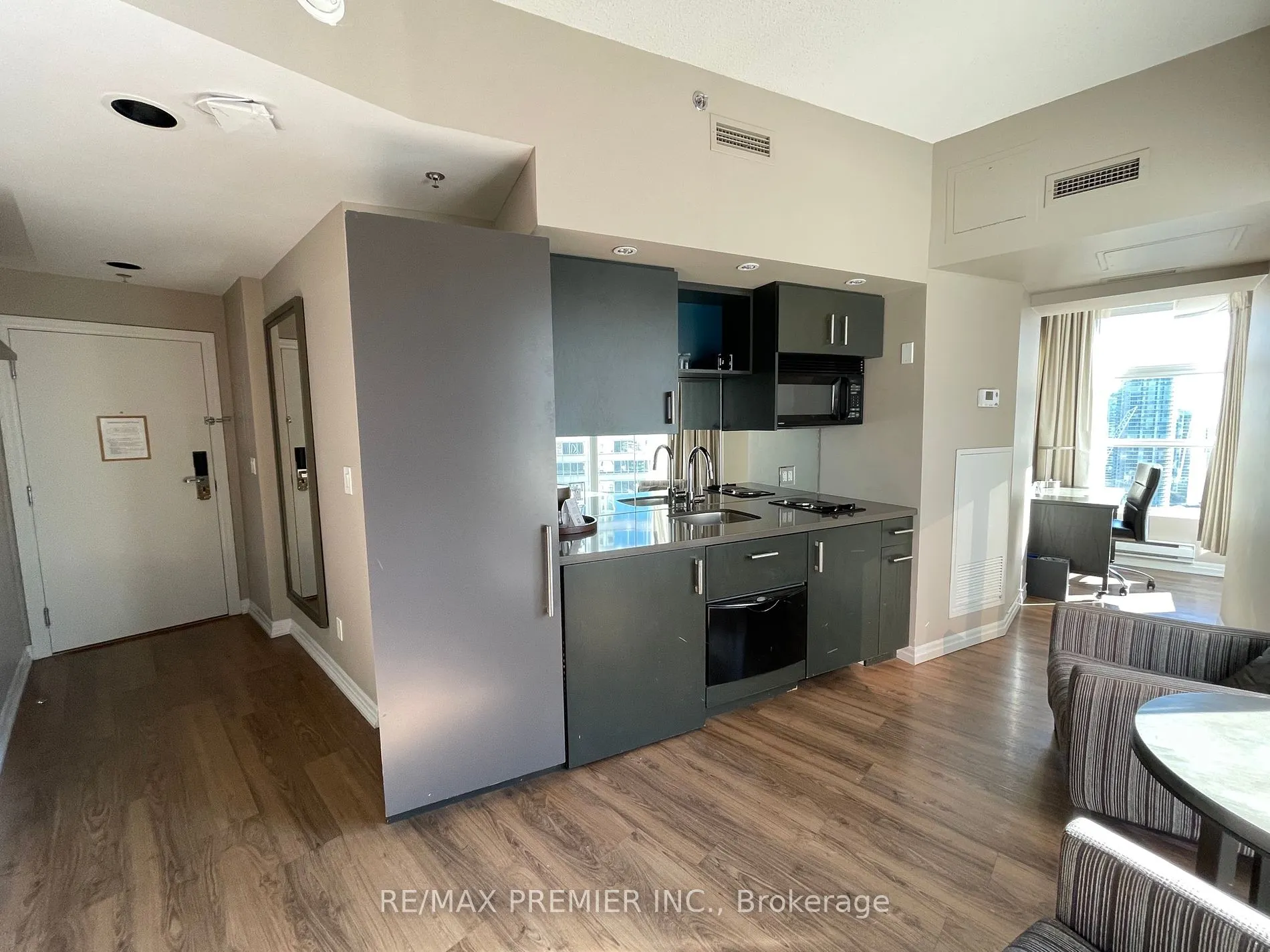 1 King Street W, #3012
