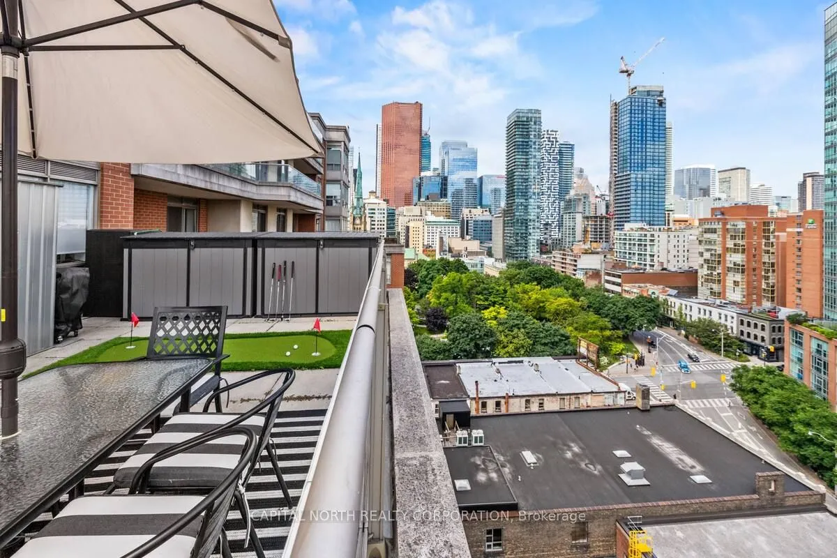 168 King Street E, #1402