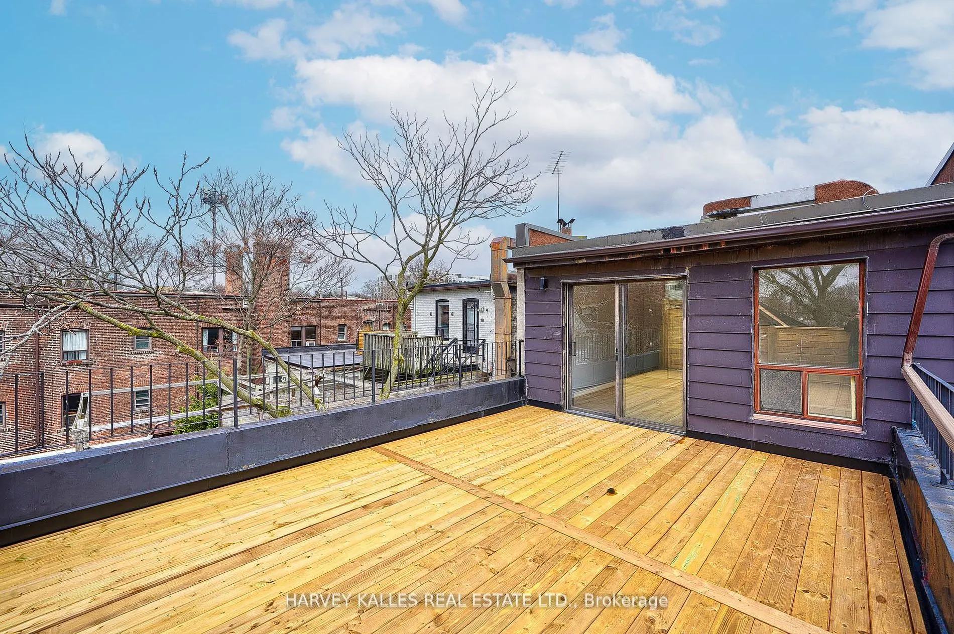 1046 Bathurst St, #Unit 4