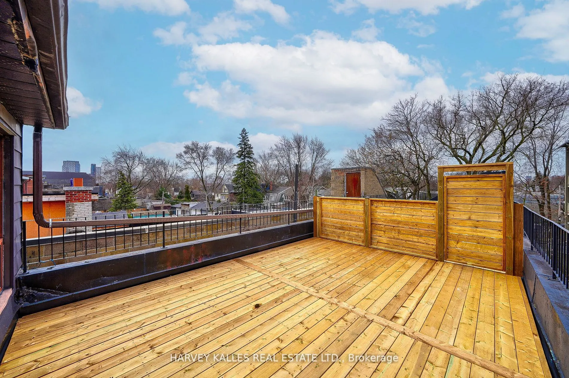 1046 Bathurst St, #Unit 4