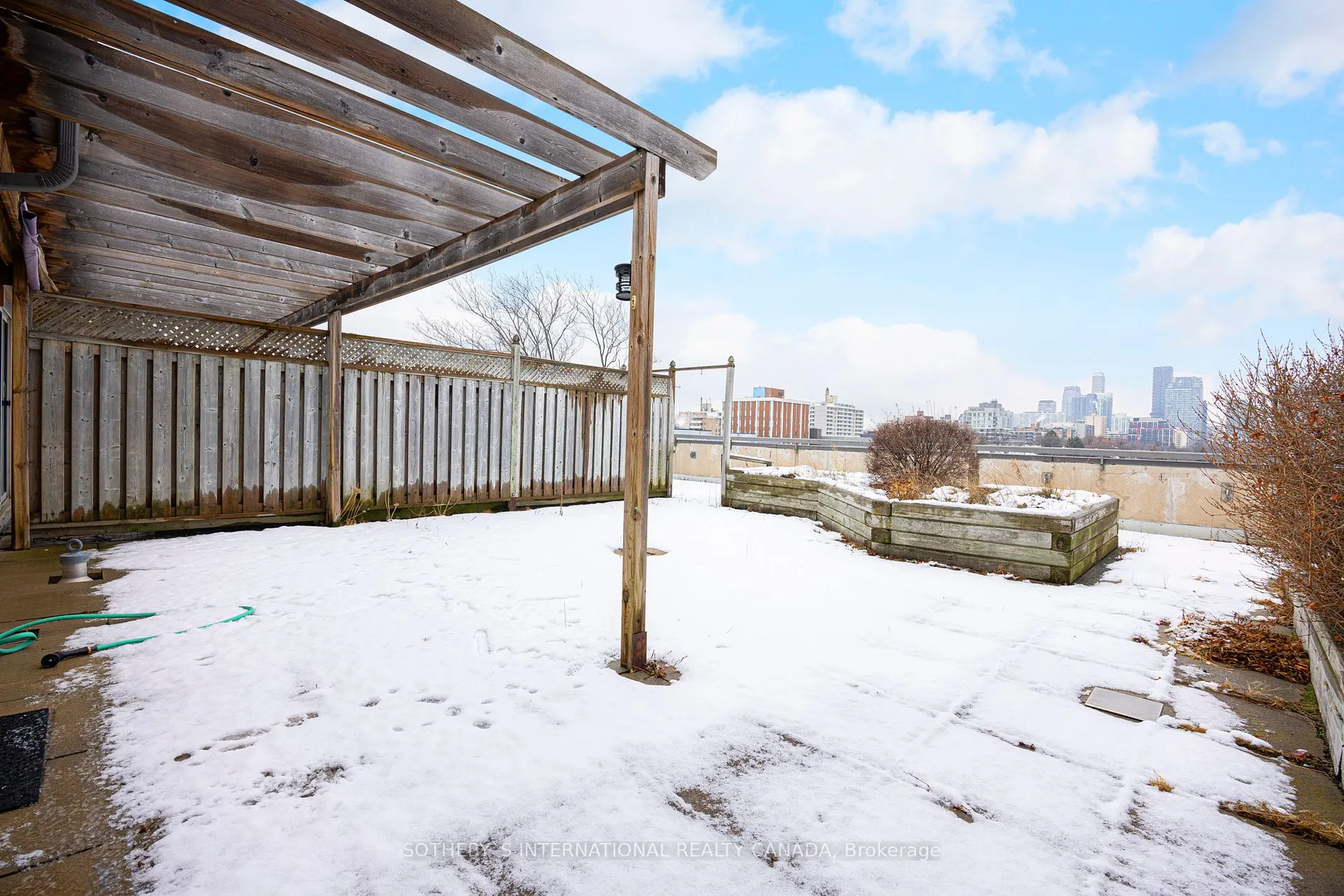 1818 Bayview Avenue, #607