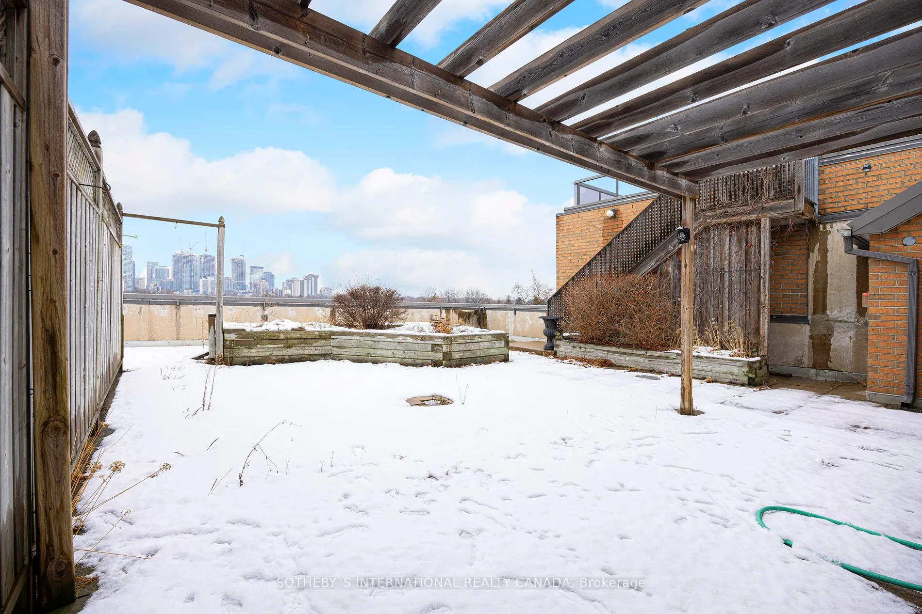 1818 Bayview Avenue, #607