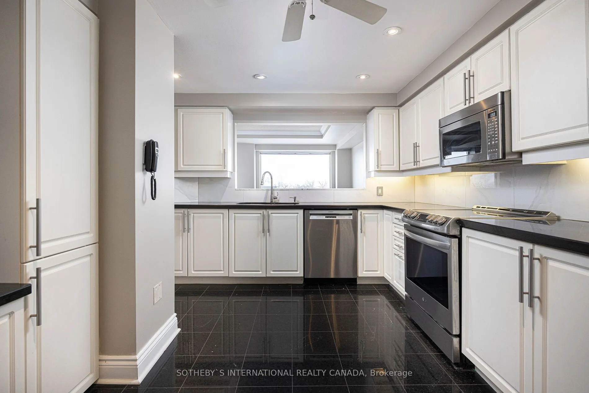 1818 Bayview Avenue, #607