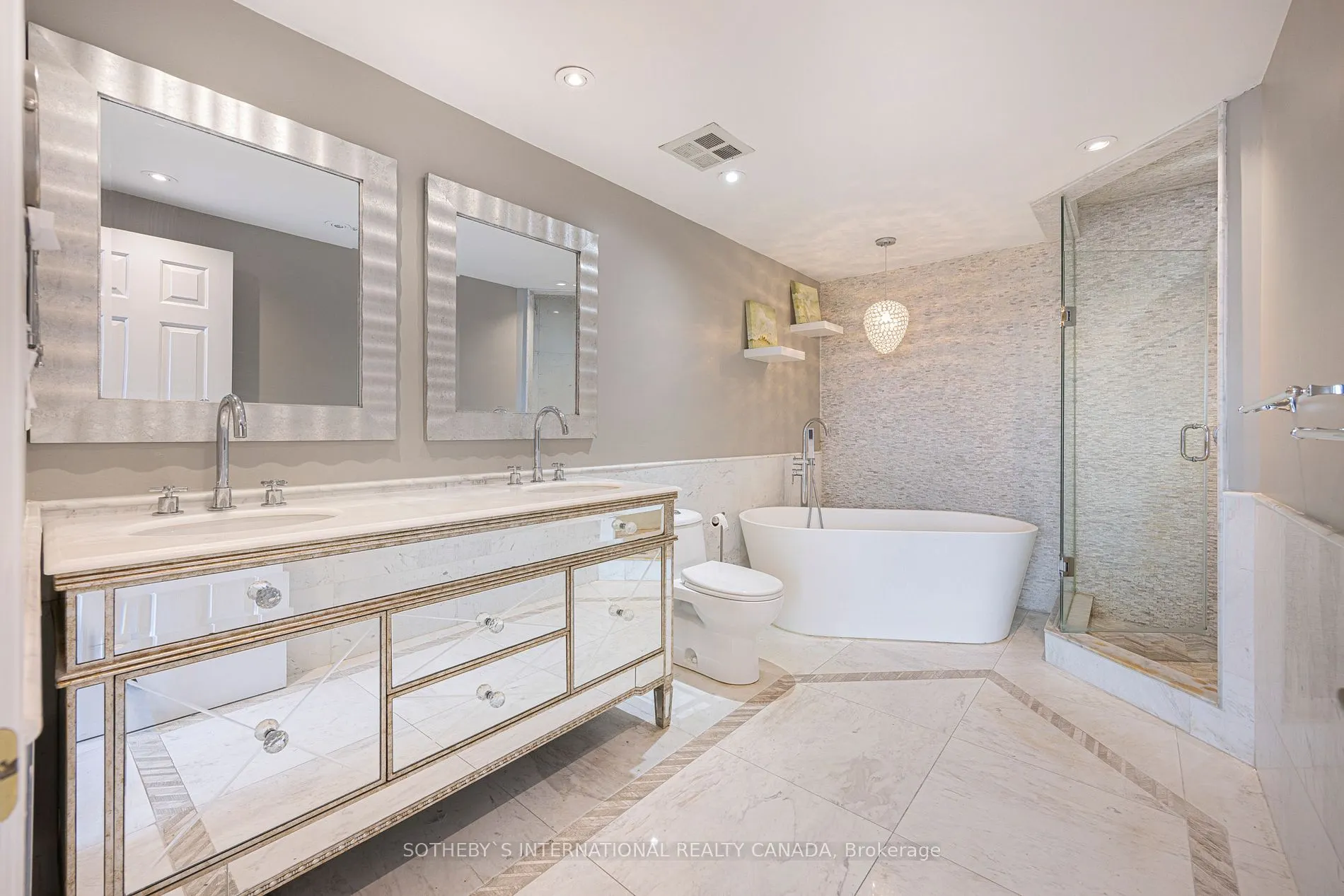 1818 Bayview Avenue, #607