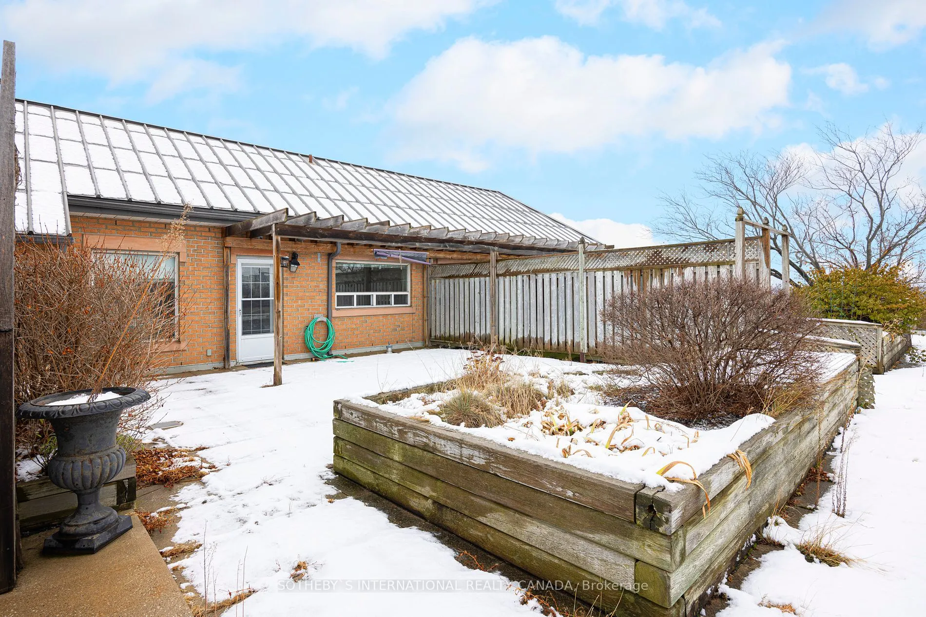 1818 Bayview Avenue, #607