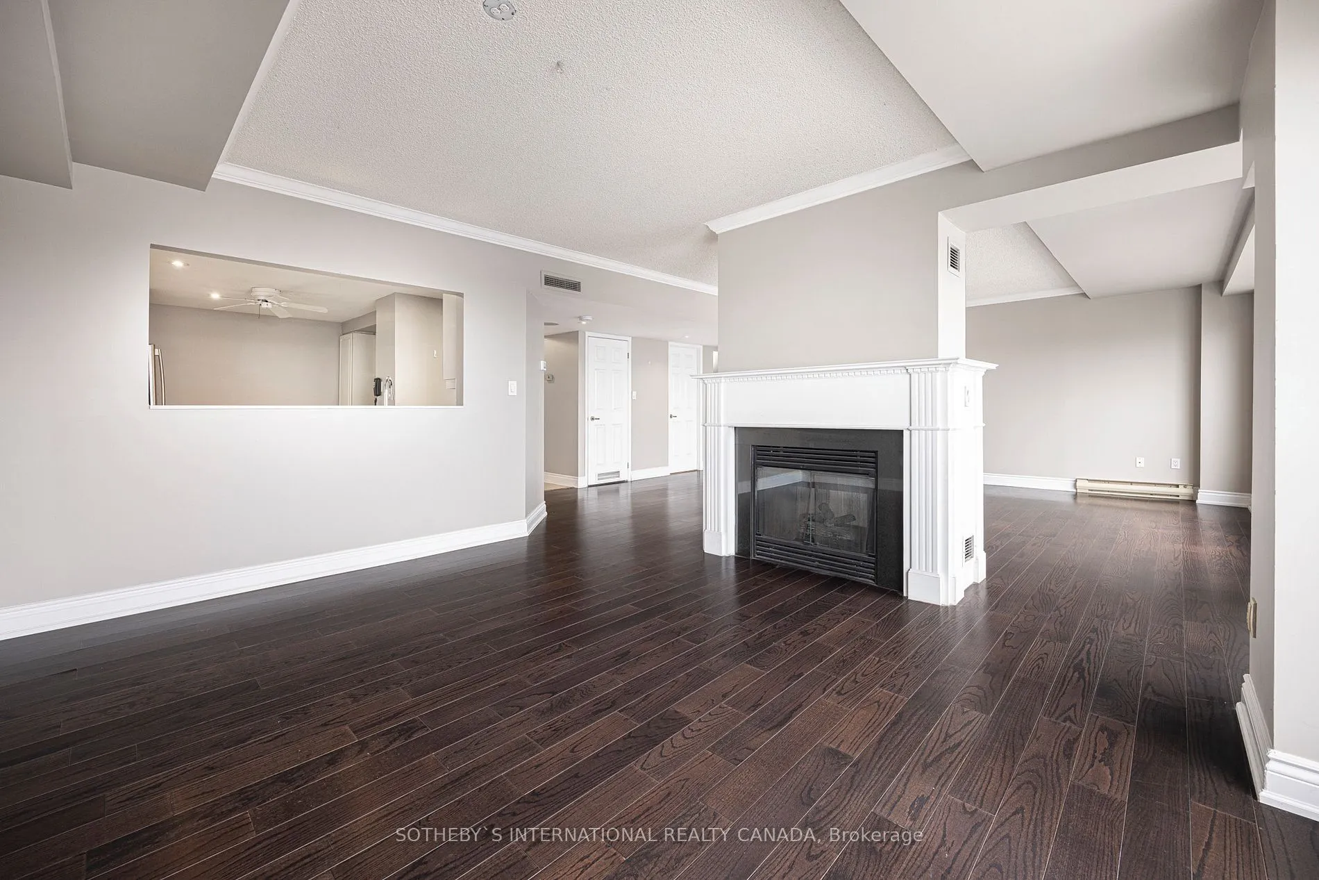 1818 Bayview Avenue, #607