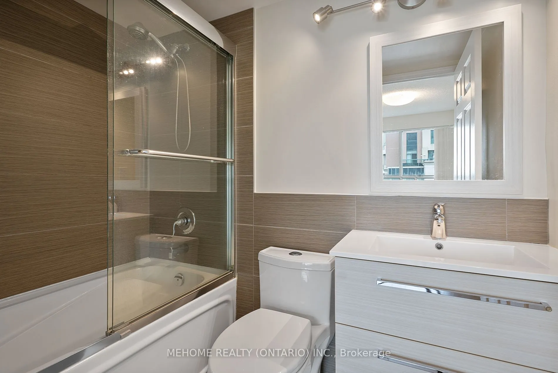 7 Lorraine Dr, #2303