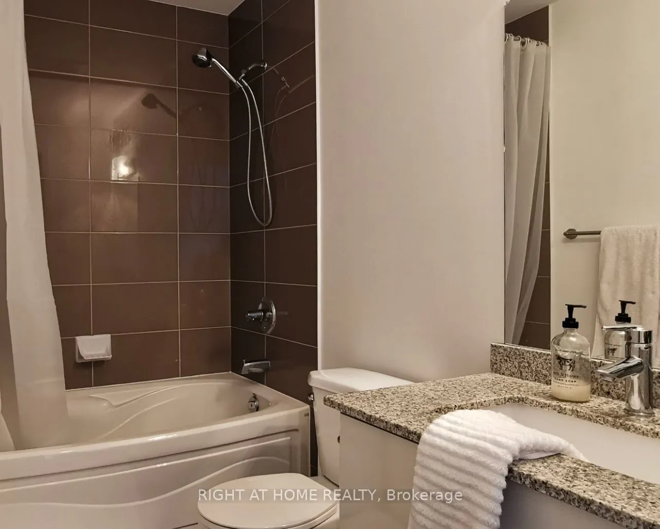18 Harbour St, #2601