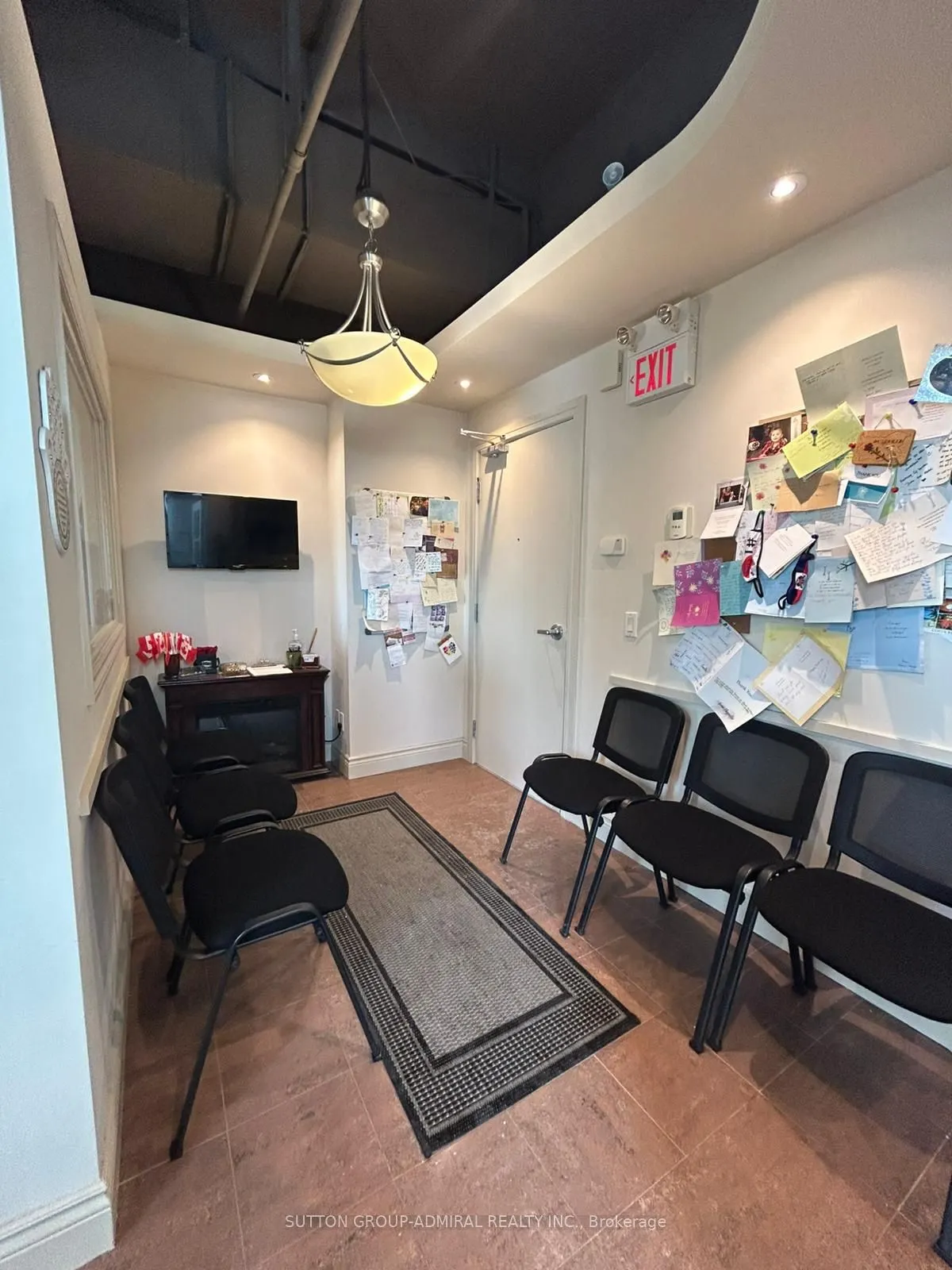 4665 Yonge St, #301