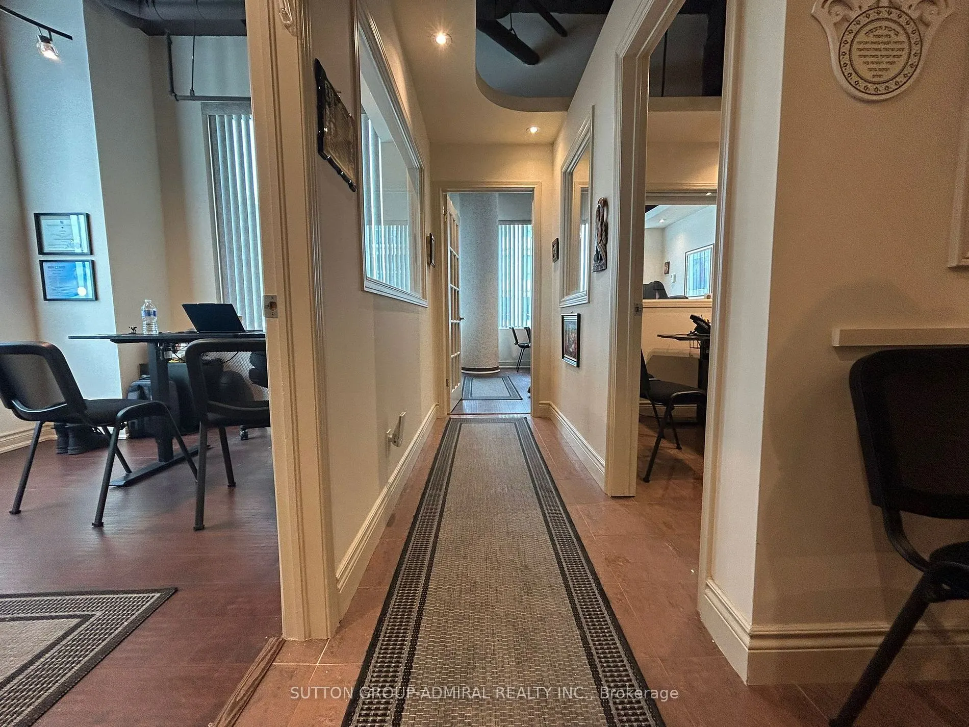 4665 Yonge St, #301