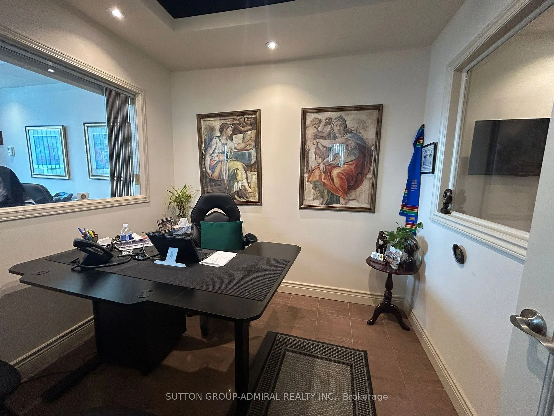 4665 Yonge St, #301