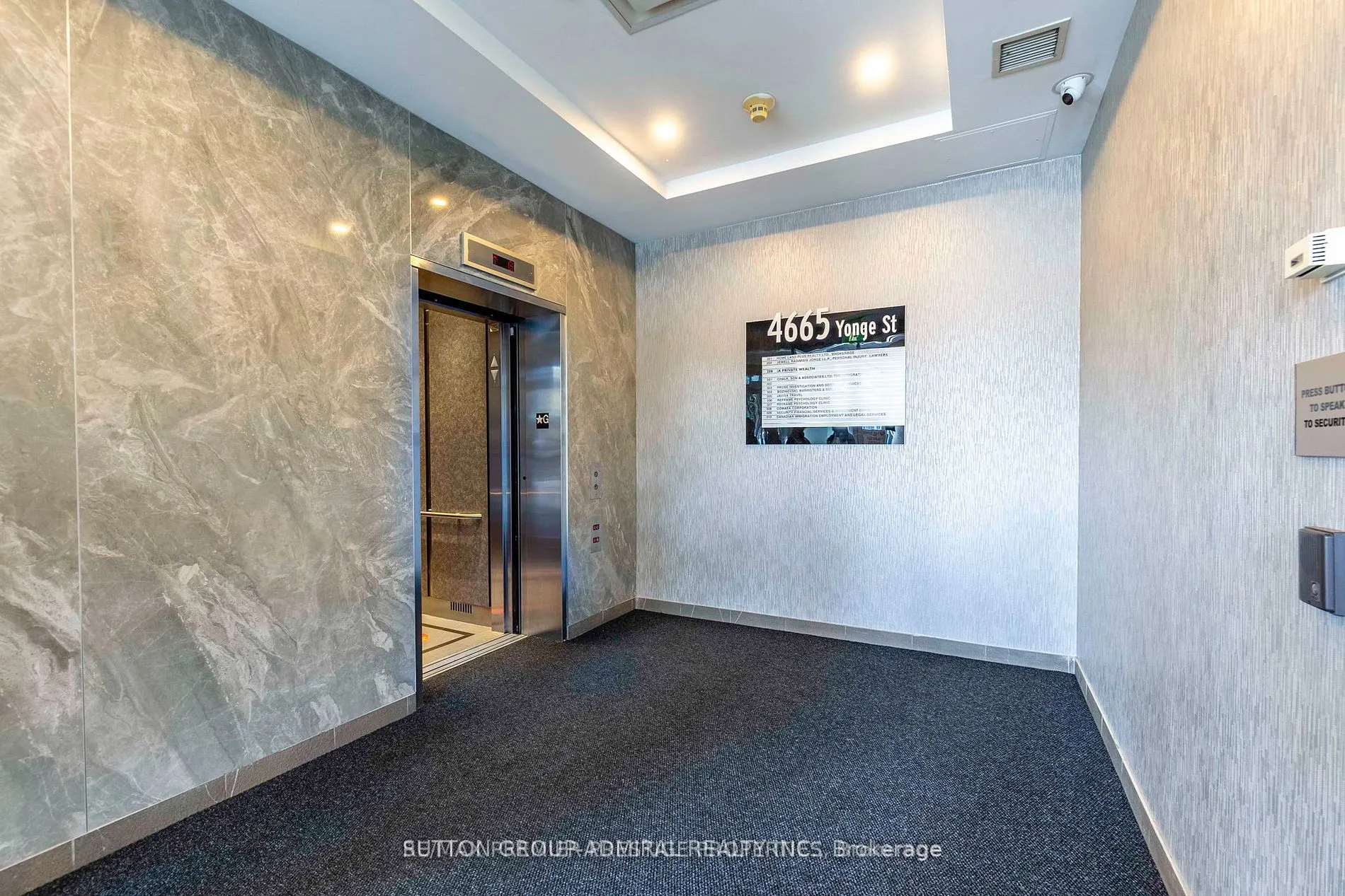 4665 Yonge St, #301
