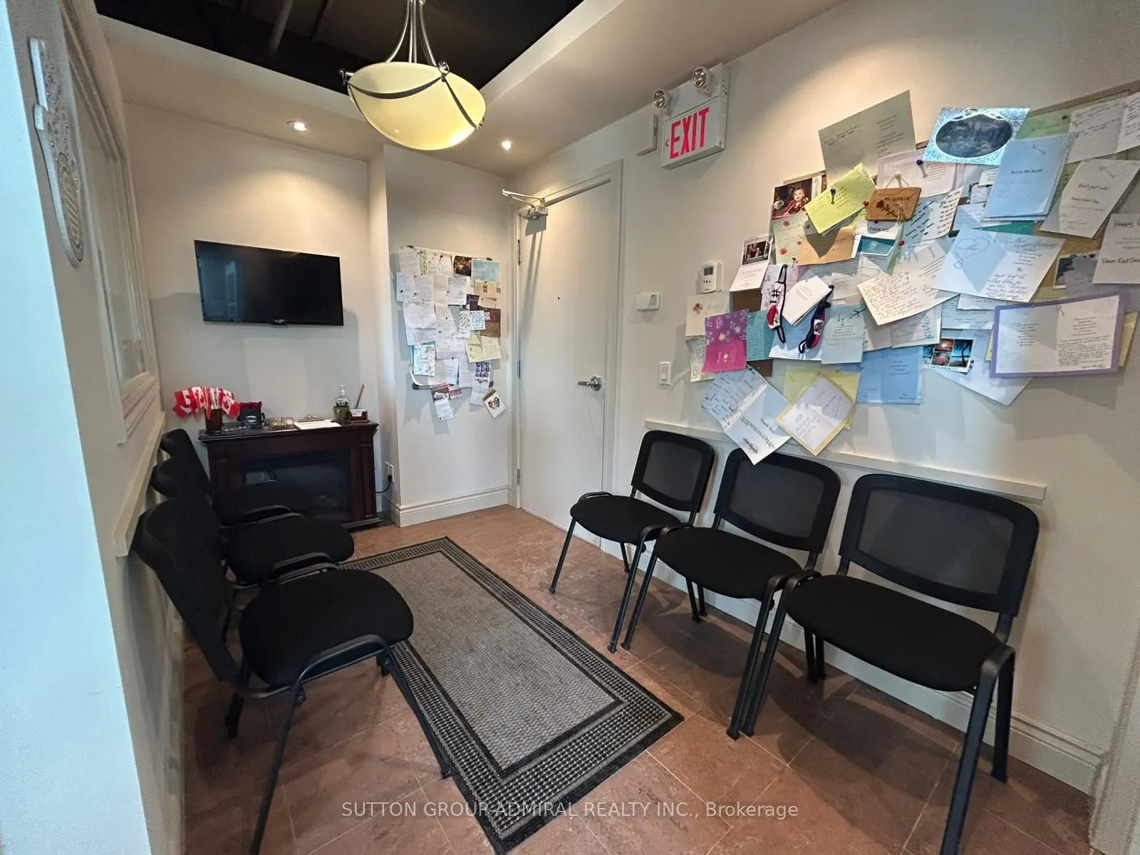 4665 Yonge St, #301