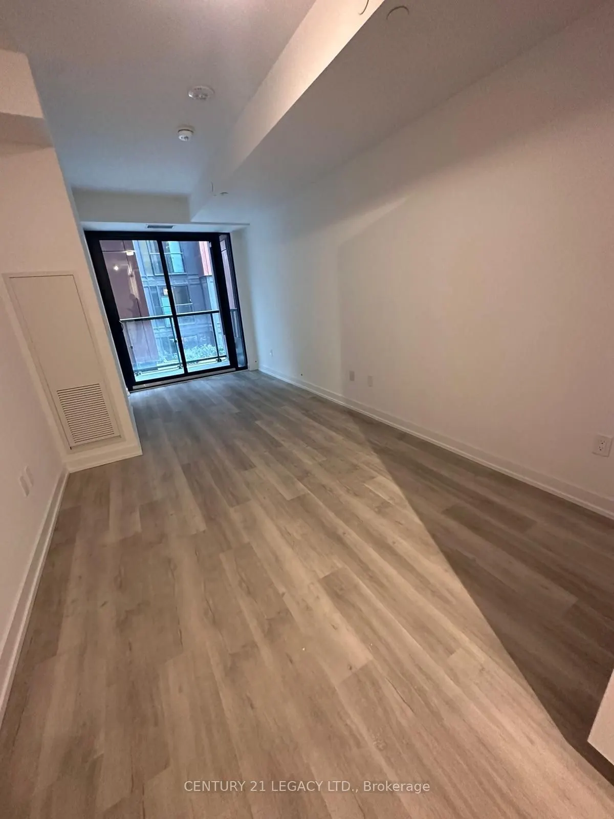 28 Eastern Avenue, #301
