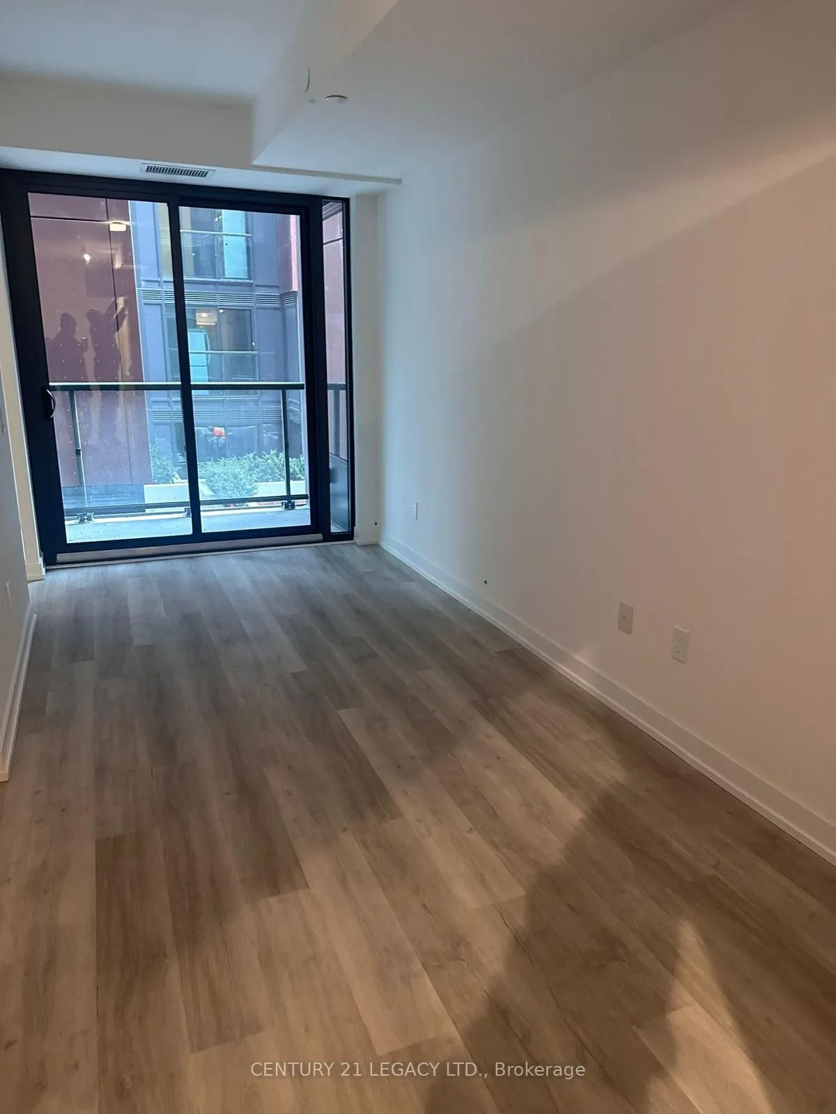28 Eastern Avenue, #301