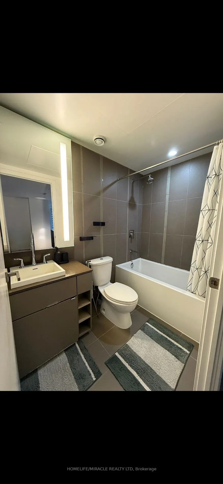 101 Peter St, #1006