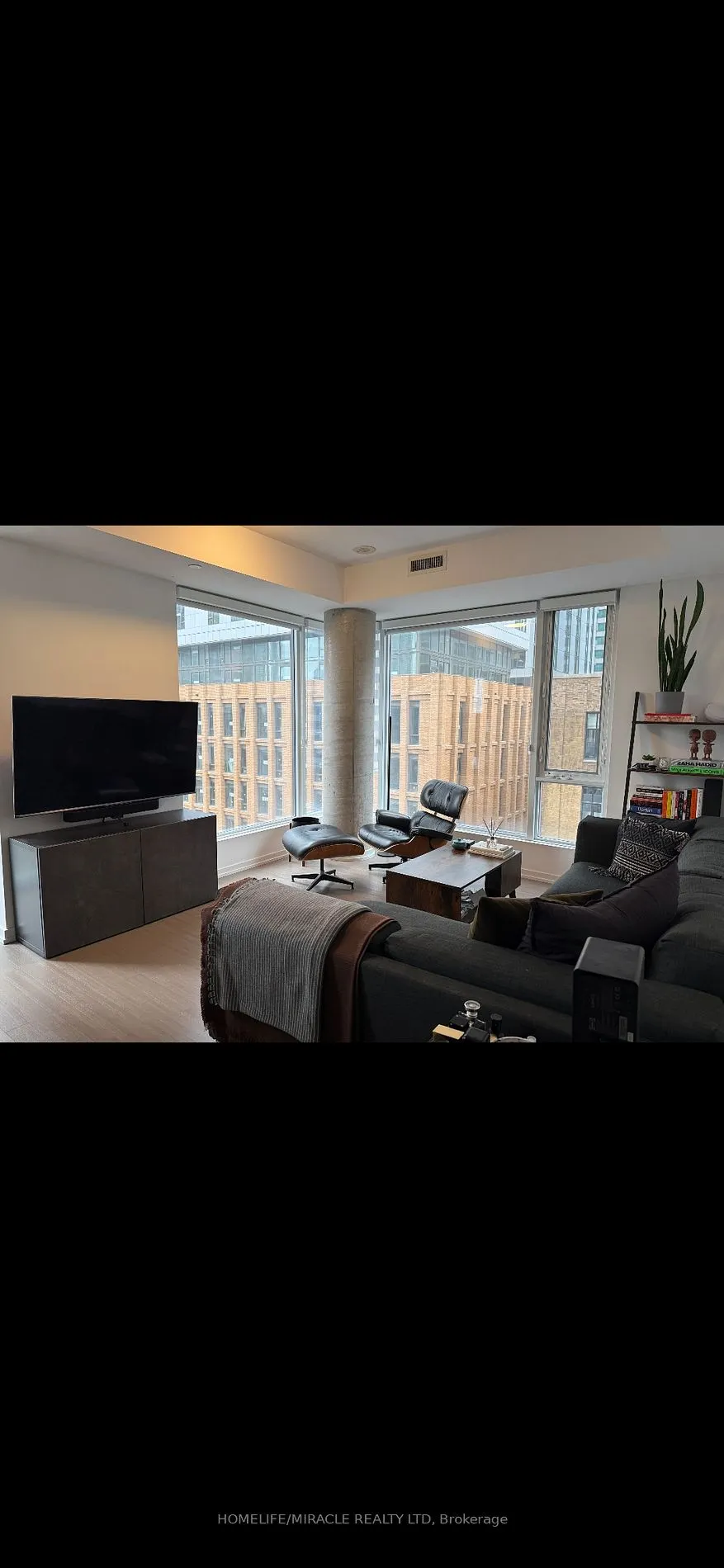 101 Peter St, #1006