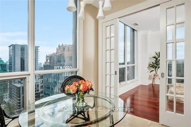10 Bellair Street, #1703