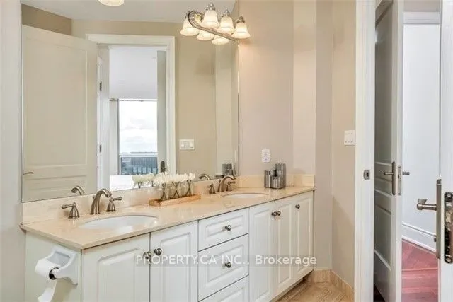 10 Bellair Street, #1703