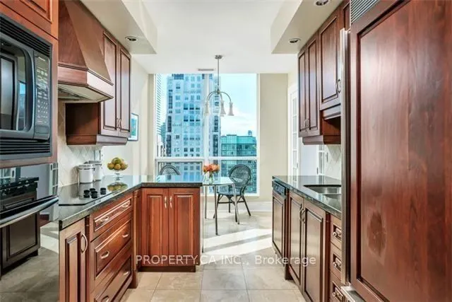 10 Bellair Street, #1703