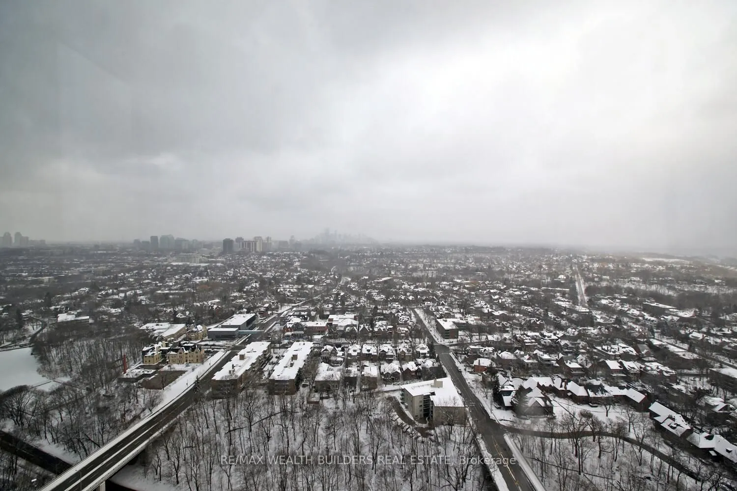 395 Bloor St E, #3504