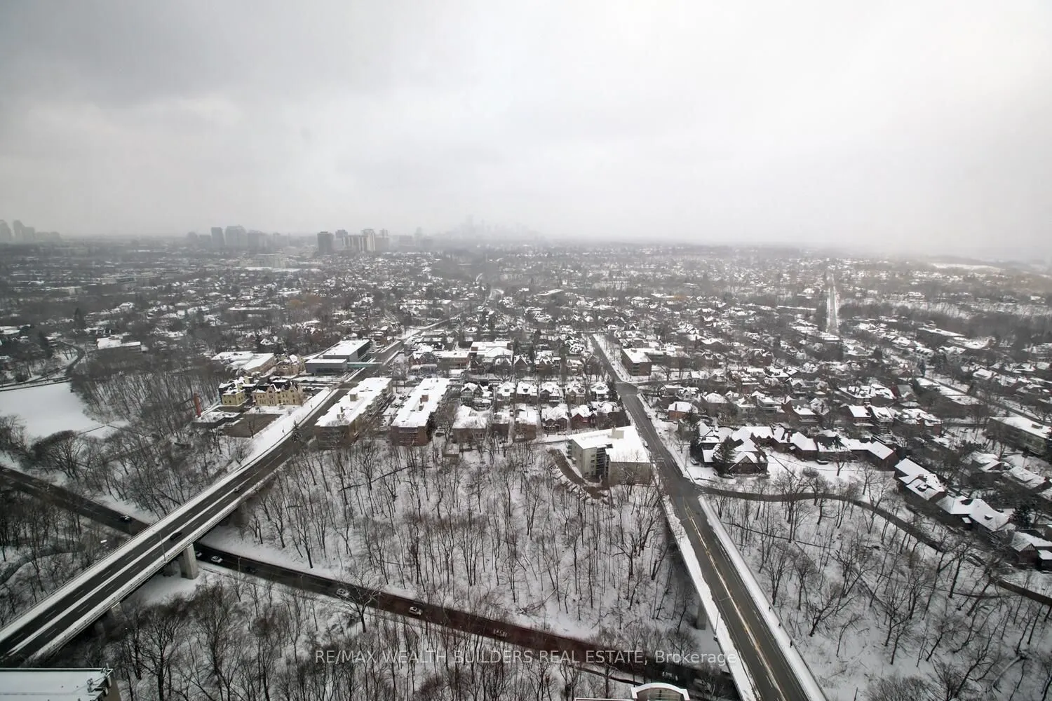 395 Bloor St E, #3504
