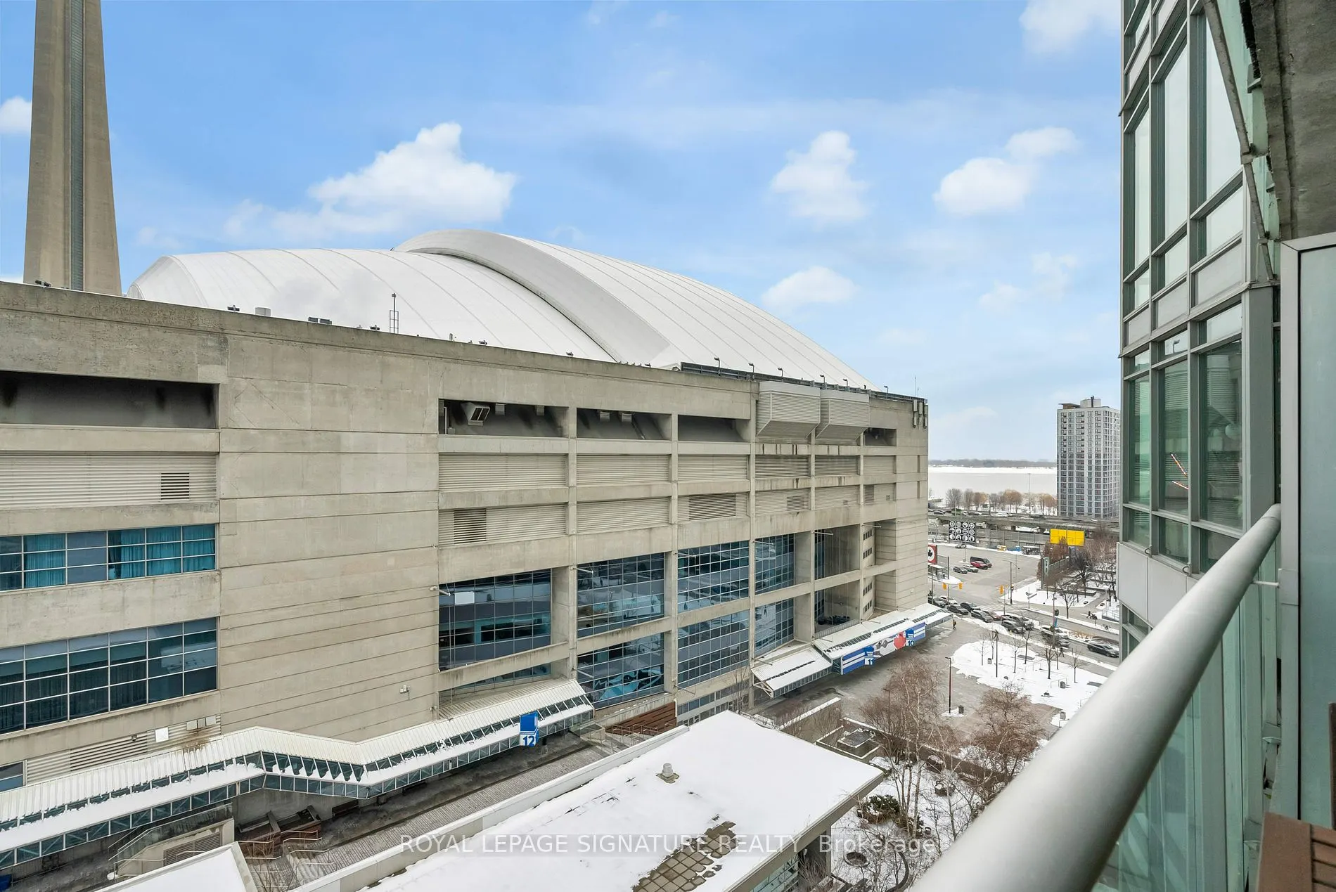 81 Navy Wharf Crt, #1212