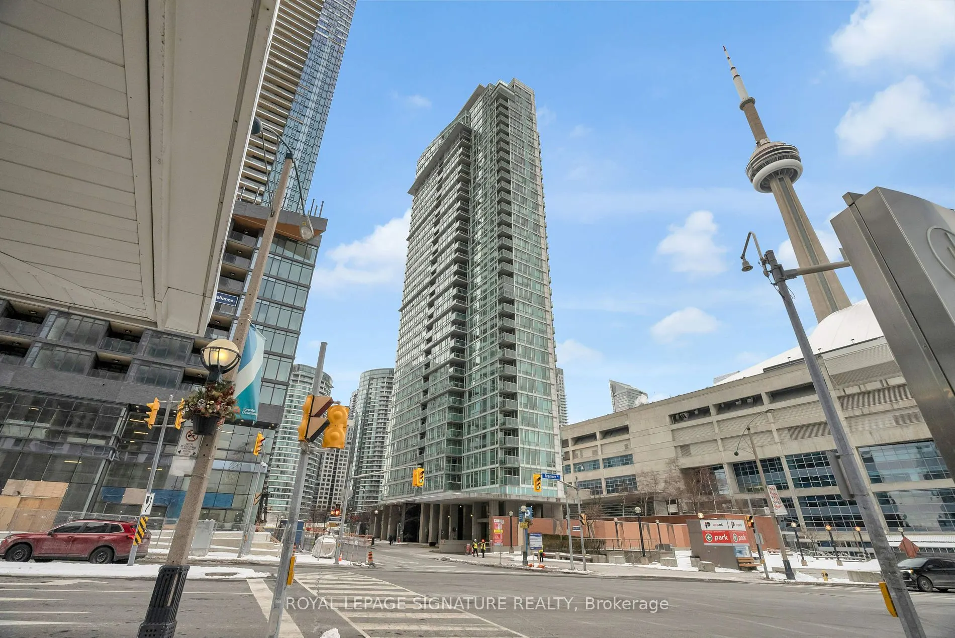 81 Navy Wharf Crt, #1212