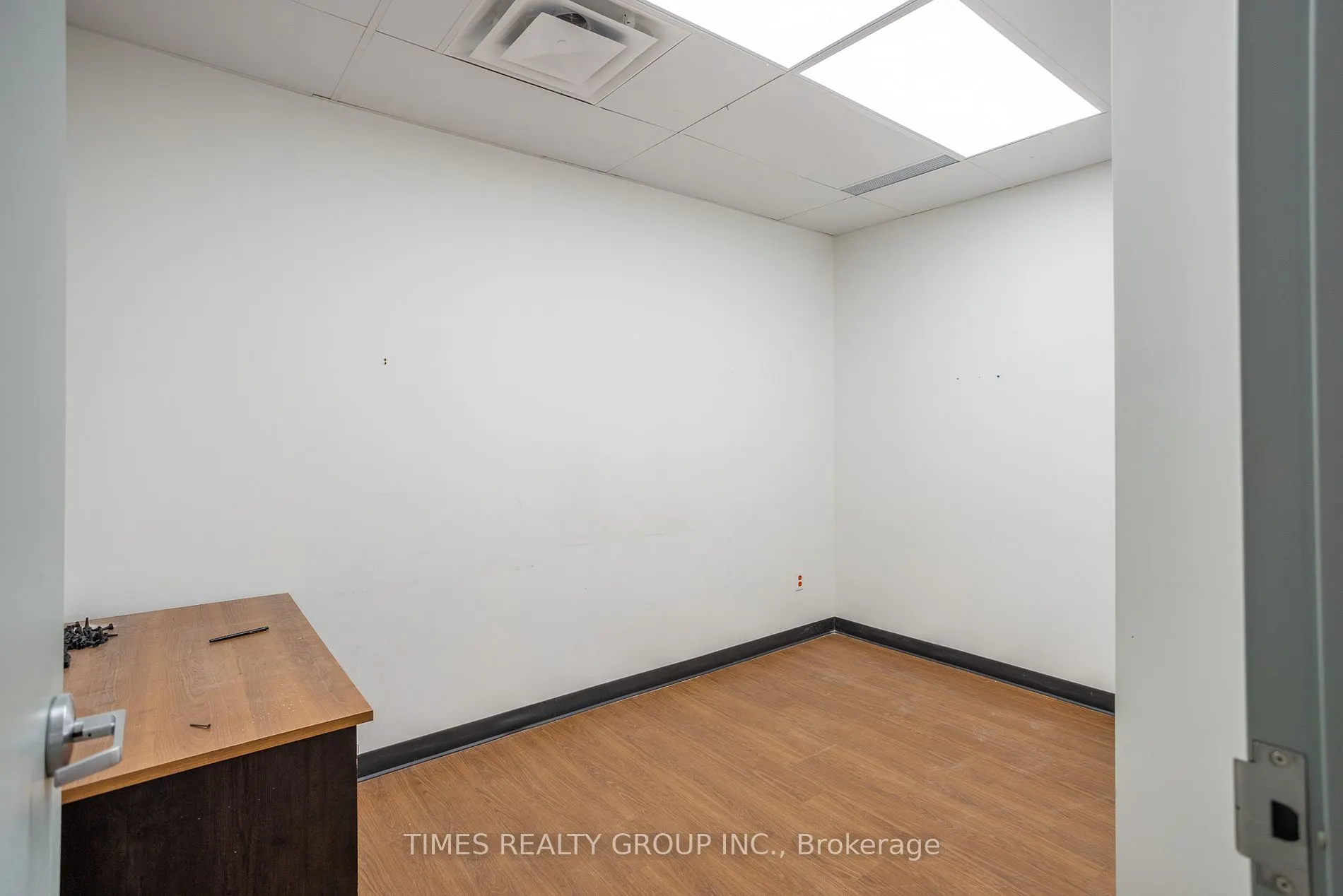 801 Eglinton Avenue W, #300