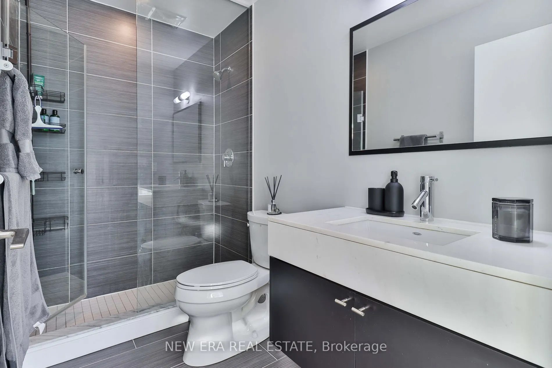 21 Nelson St, #922