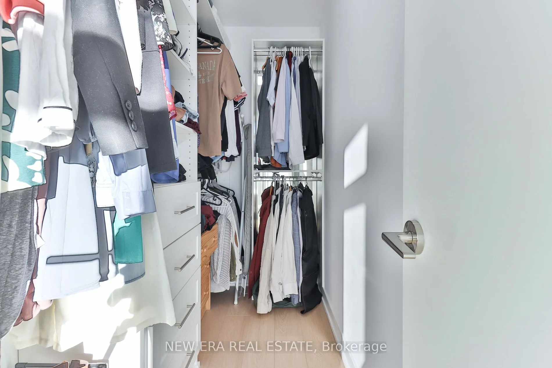 21 Nelson St, #922