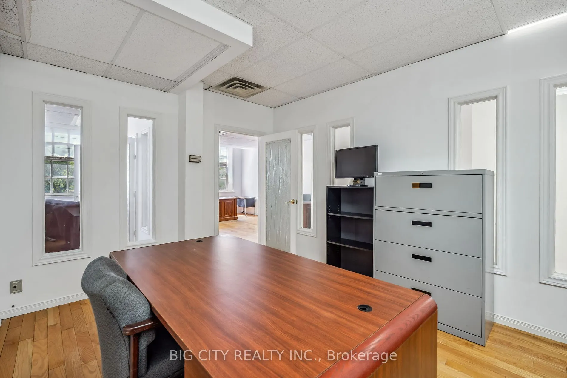100 Front Street E, #200