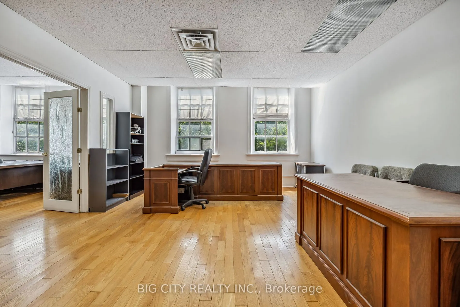 100 Front Street E, #200