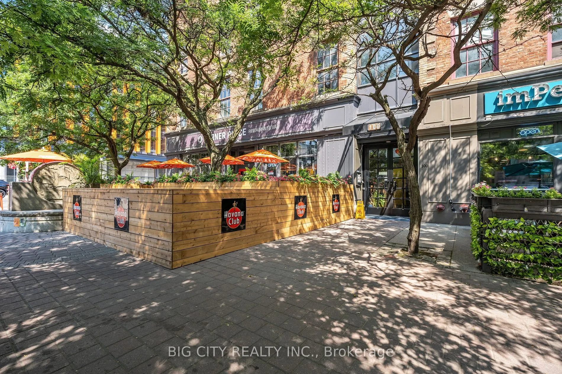 100 Front Street E, #200
