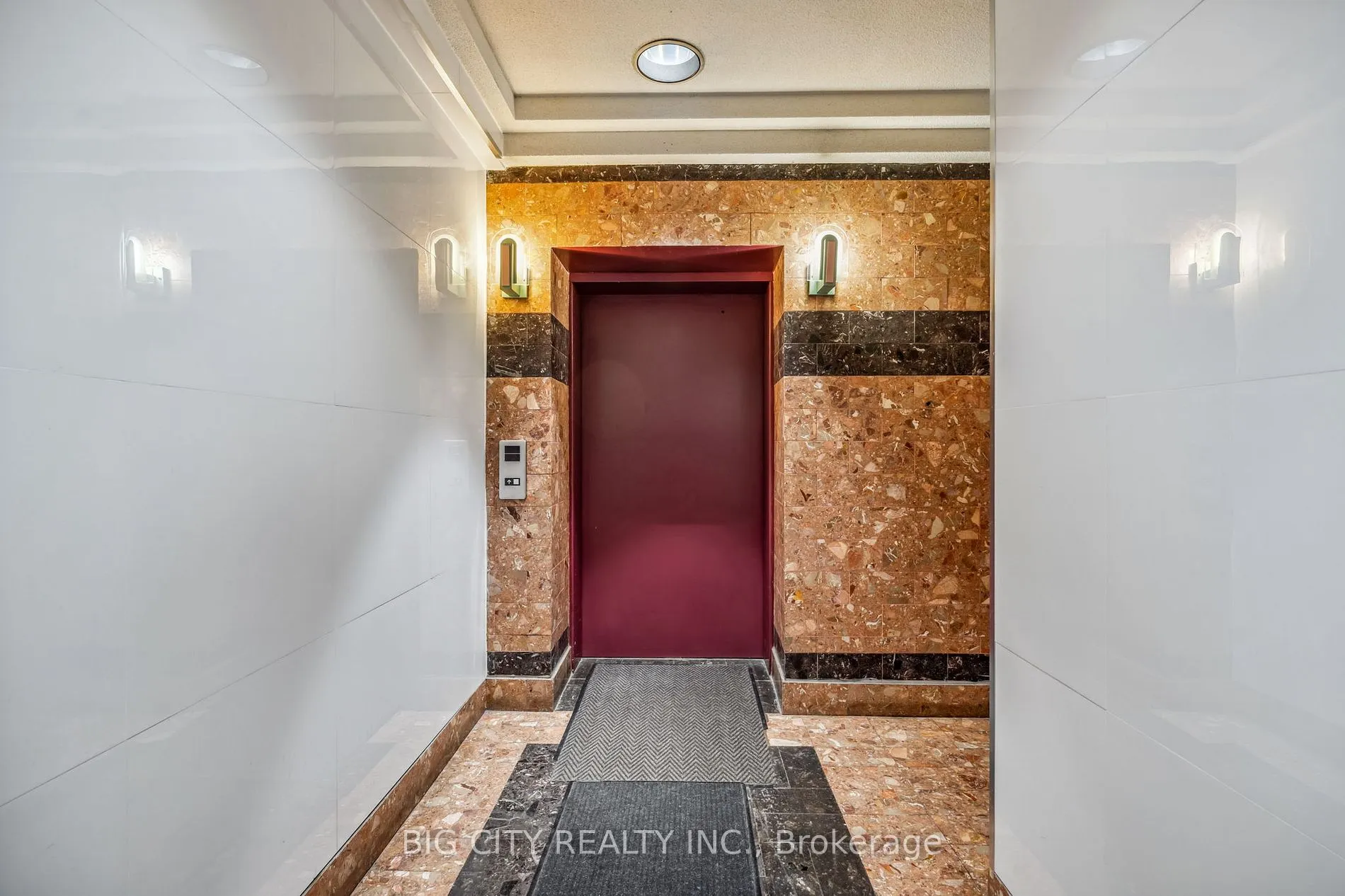 100 Front Street E, #200