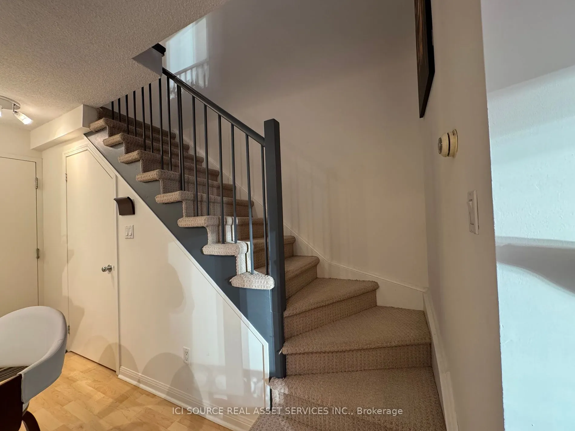 119 Merton St, #402
